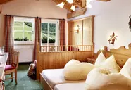 Landhotel Hauserbauer