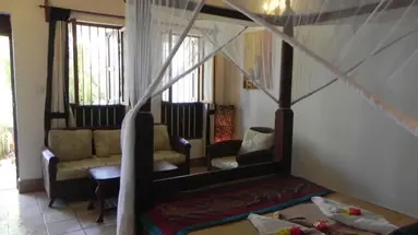 Langi Langi Beach Bungalows