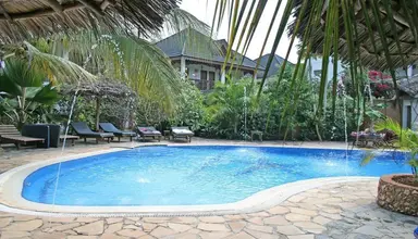 Langi Langi Beach Bungalows