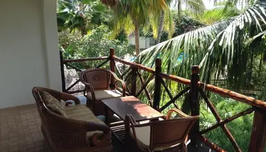 Langi Langi Beach Bungalows