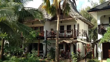 Langi Langi Beach Bungalows