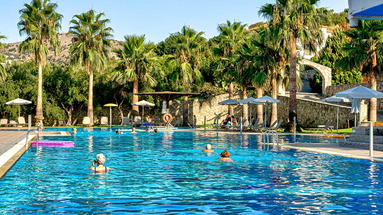 Langley Resort Almirida Bay