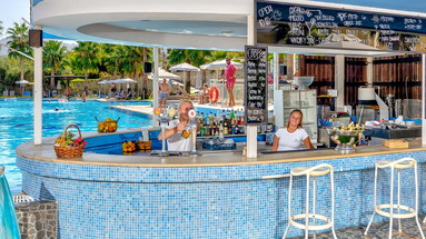 Langley Resort Almirida Bay