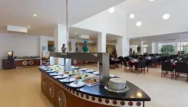 Larissa Beach Club