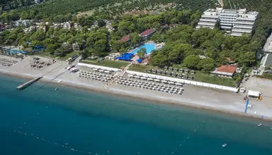 Larissa Club Saphire