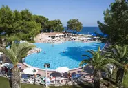 Larissa Club Saphire