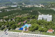 Larissa Club Saphire