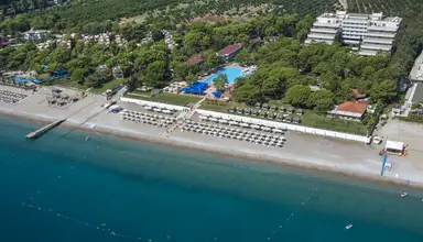 Larissa Club Saphire