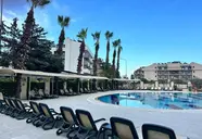 Larissa Inn