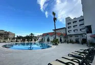 Larissa Inn