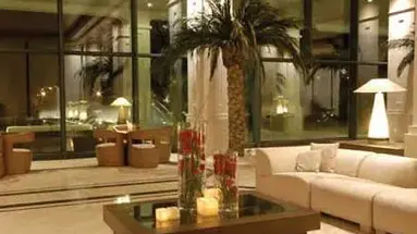 Las Arenas Balneario Resort