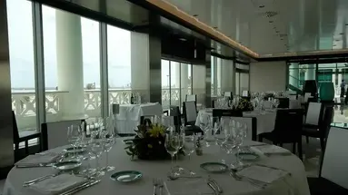 Las Arenas Balneario Resort
