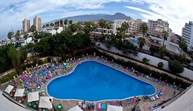 Las Piramides (Playa de las Americas)