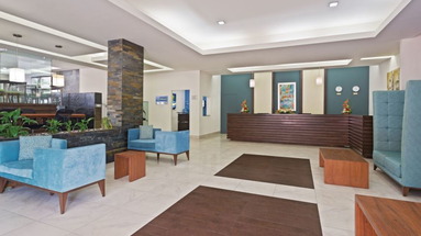 Las Quintas Inn & Suites
