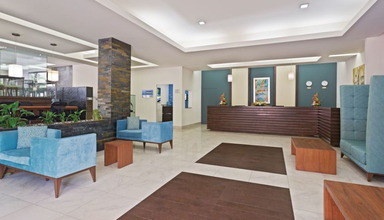 Las Quintas Inn & Suites