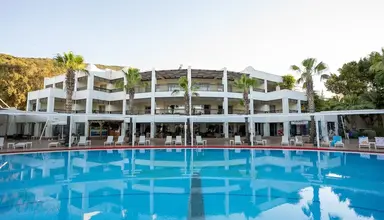 Latanya Park Resort