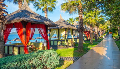 Latanya Park Resort