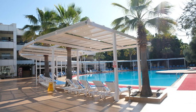 Latanya Park Resort