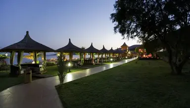 Latanya Park Resort