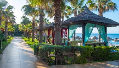 Latanya Park Resort