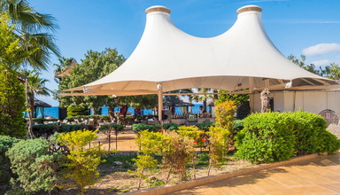 Latanya Park Resort