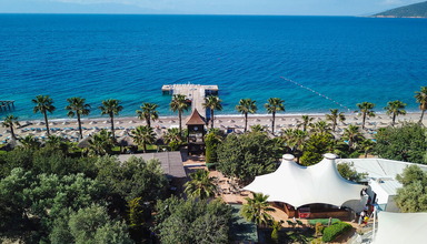 Latanya Park Resort