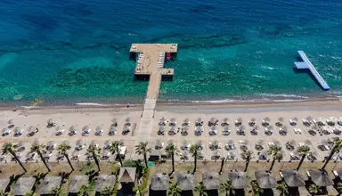 Latanya Park Resort