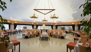 Latanya Park Resort