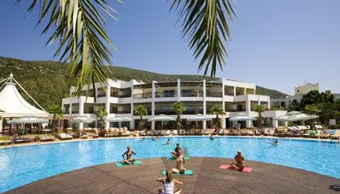 Latanya Park Resort