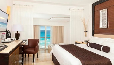 Le Blanc Spa Resort