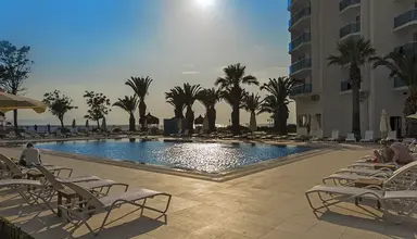 Le Bleu Resort