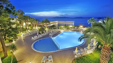 Le Bleu Resort