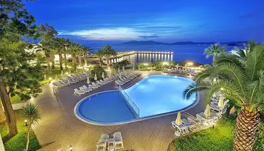 Le Bleu Resort