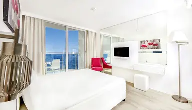 Le Bleu Resort