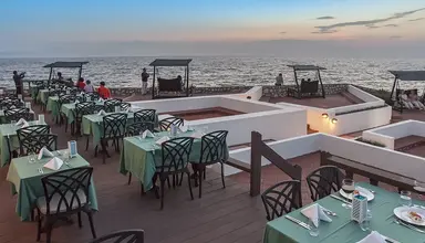 Le Bleu Resort