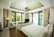 Le Meridien Khao Lak Beach & Spa Resort