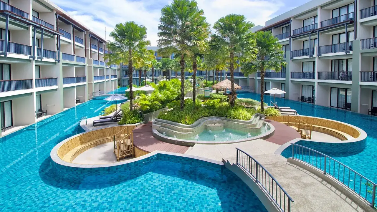 Le Meridien Khao Lak Resort