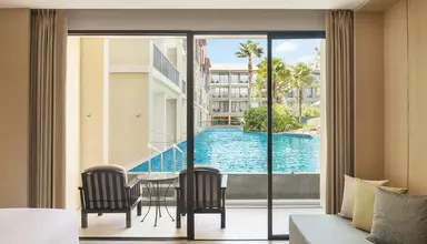 Le Meridien Khao Lak Resort
