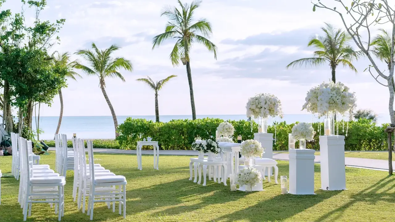 Le Meridien Khao Lak Resort