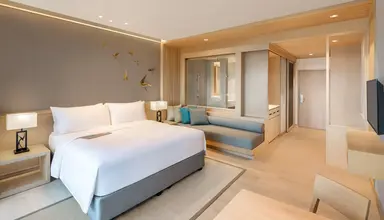 Le Meridien Khao Lak Resort