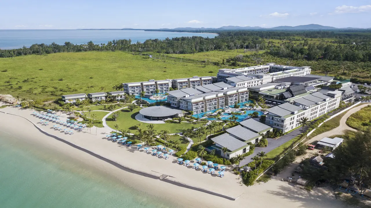 Le Meridien Khao Lak Resort