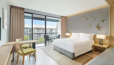 Le Meridien Khao Lak Resort