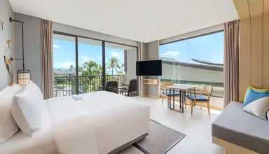 Le Meridien Khao Lak Resort