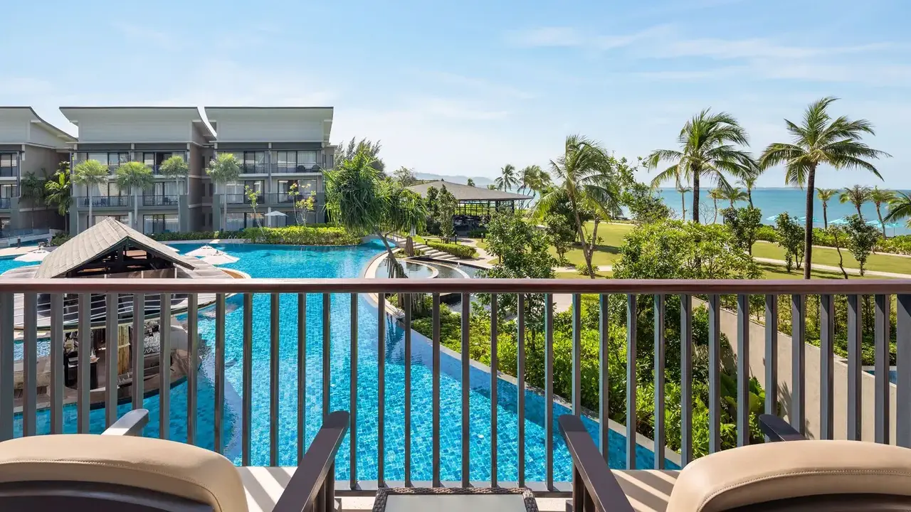 Le Meridien Khao Lak Resort