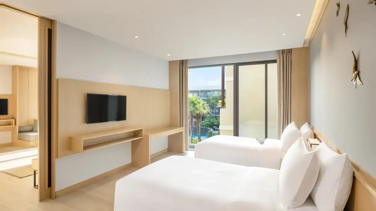 Le Meridien Khao Lak Resort