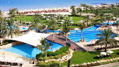 Le Meridien Mina Seyahi Beach Resort