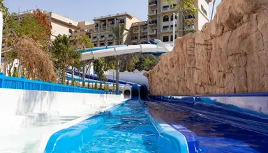 Le Meridien Mina Seyahi Beach Resort