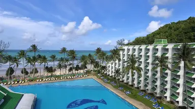 Le Meridien Phuket Beach Resort