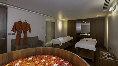 Le Meridien Phuket Beach Resort