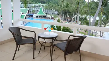 Le Meridien Phuket Beach Resort